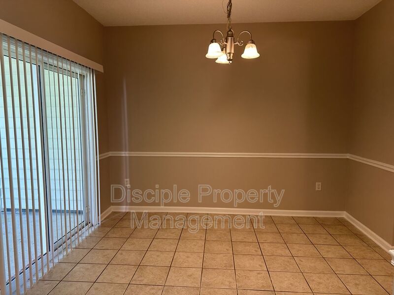 *Available Now* 29 Brisbon Hall Lane #8 property image