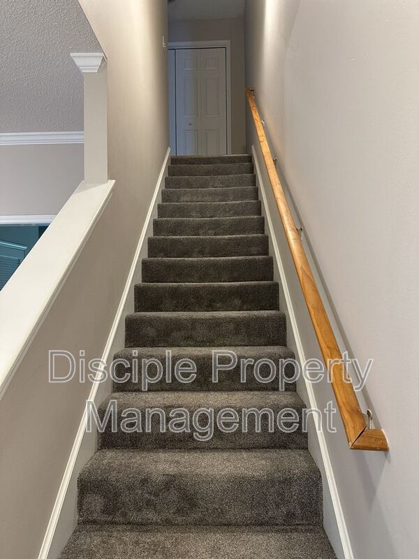 *Available Now* 29 Brisbon Hall Lane #8 property image