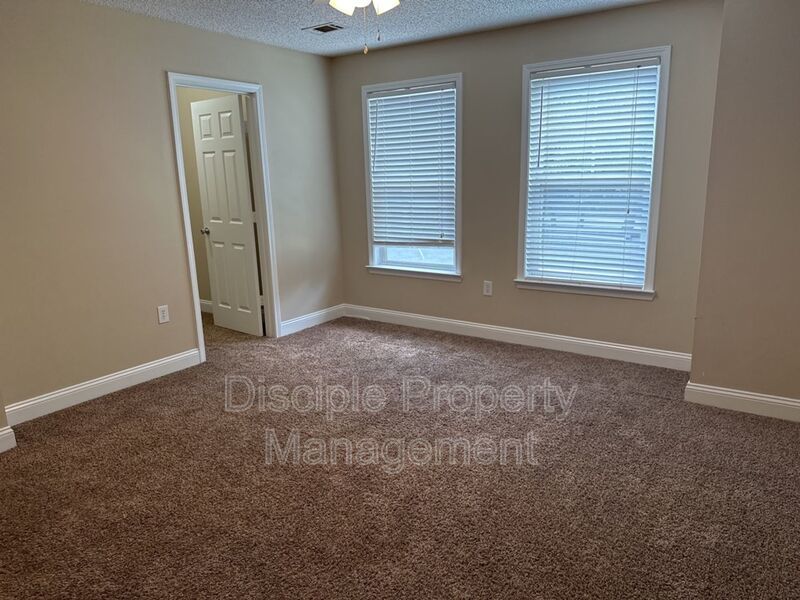 *Available Now!* 66 Landing Way #2 property image