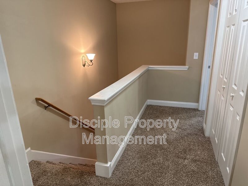 *MOVE-IN SPECIAL!* $500 off the first month's rent with a signed lease by 01/02/2026 for 66 Landing Way #7 - END UNIT! property image