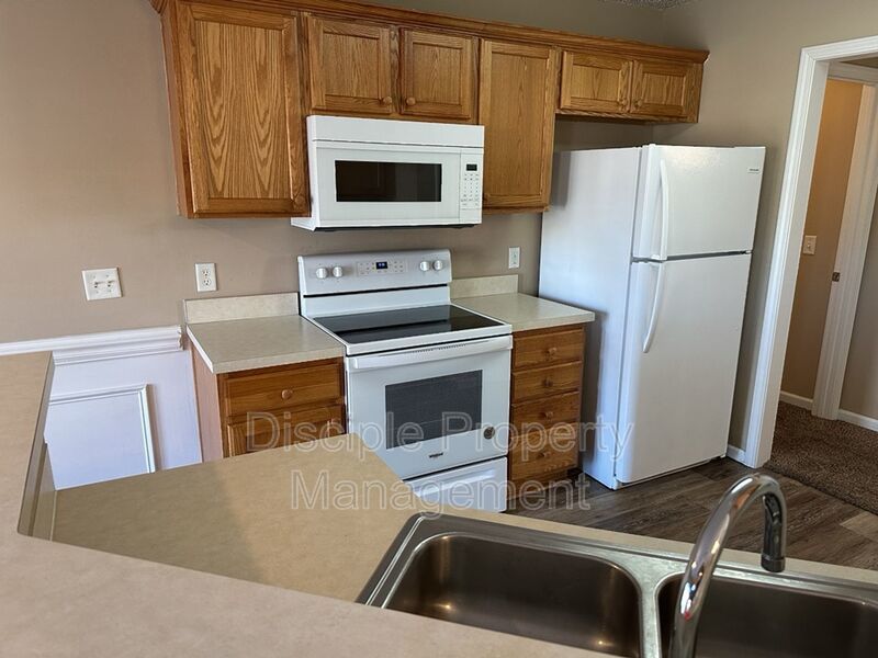 *Available Now* 199 Lancaster Way property image