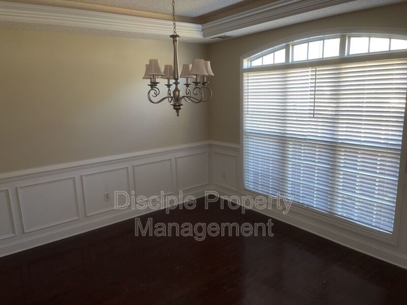 *Available Now* 186 Bristol Way property image