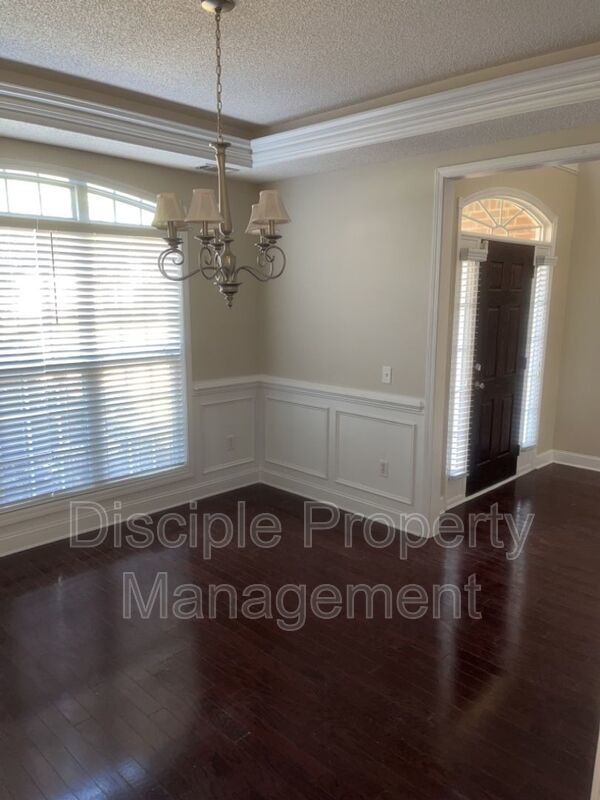 *Available Now* 186 Bristol Way property image