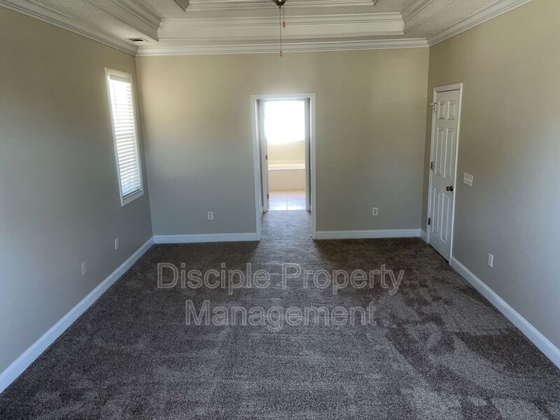 *Available Now* 186 Bristol Way property image