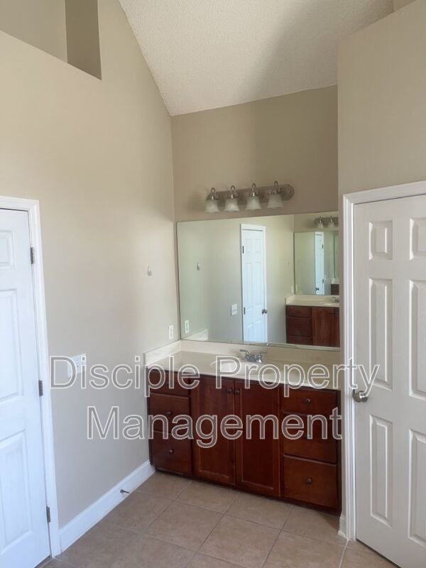 *Available Now* 186 Bristol Way property image