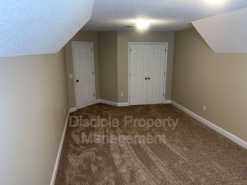 *Available Now* 186 Bristol Way property image