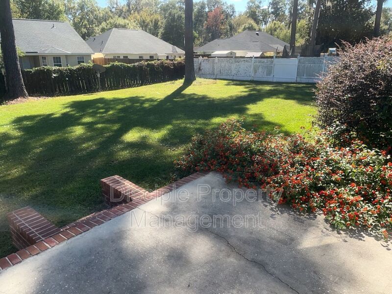 *Available Now* 186 Bristol Way property image