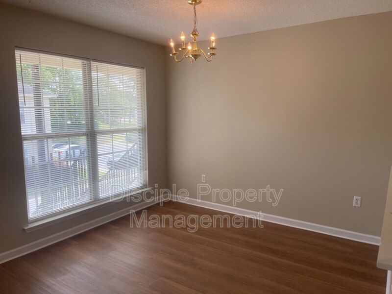 *MOVE-IN SPECIAL!* 1/2 off the first month's rent with a signed lease by 04/10/2026 for Savage Creek Apartment 1B, Downstairs property image