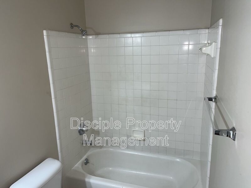 *MOVE-IN SPECIAL!* 1/2 off the first month's rent with a signed lease by 04/10/2026 for Savage Creek Apartment 1B, Downstairs property image