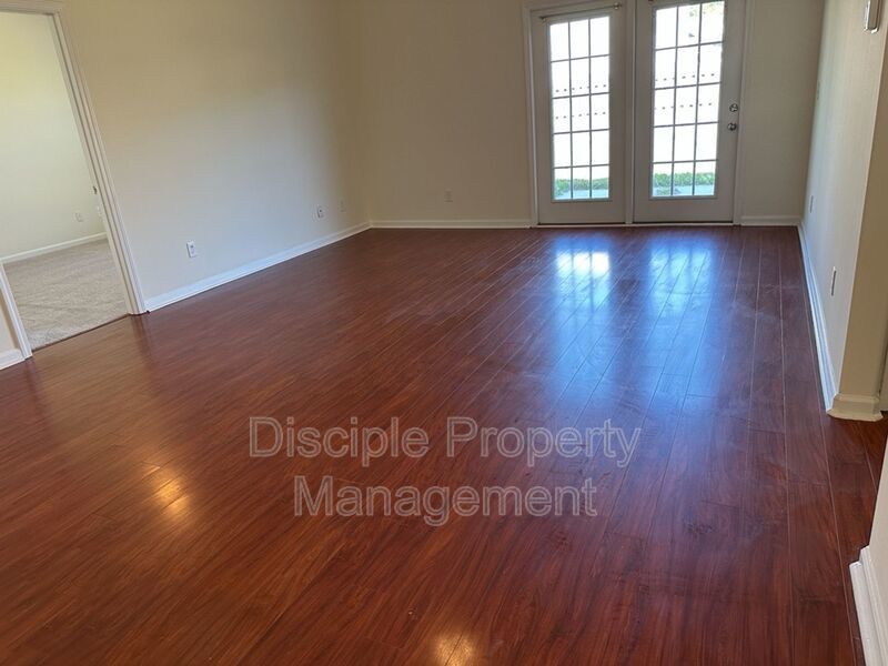 *Available Now* - 20 Wesleyan Drive in Bradley Point property image