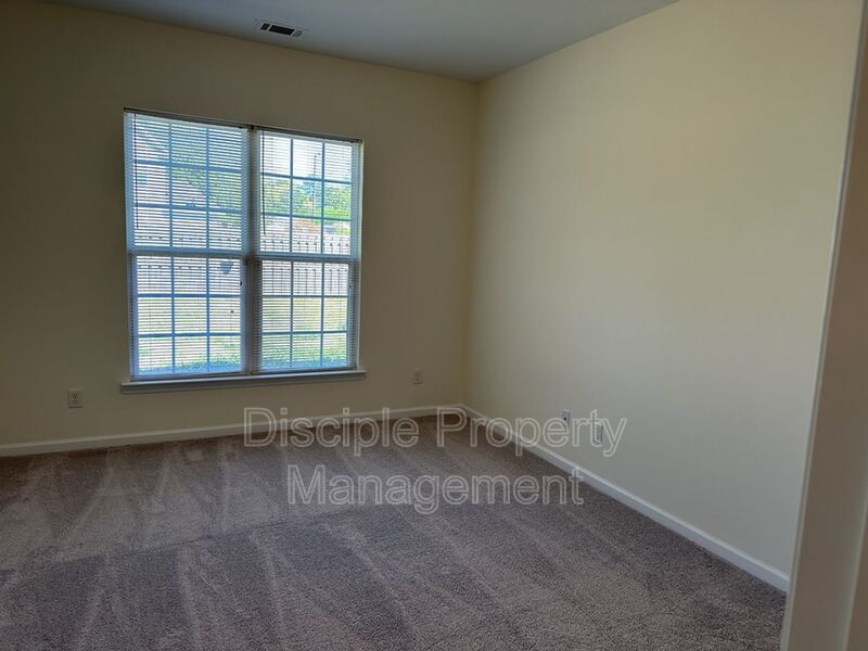 *Available Now* - 20 Wesleyan Drive in Bradley Point property image