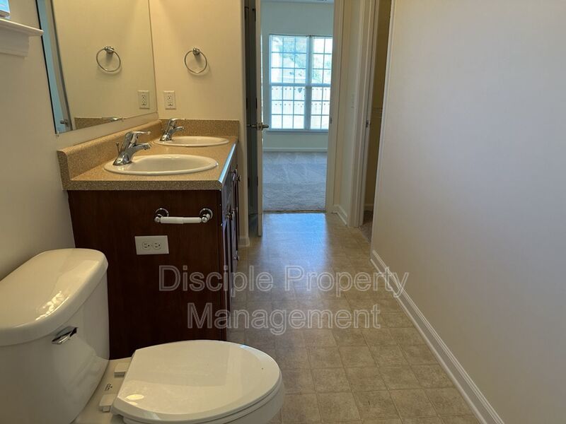 *Available Now* - 20 Wesleyan Drive in Bradley Point property image