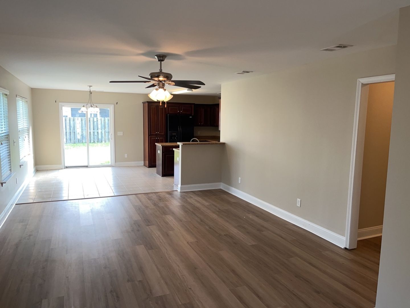 *Available Now* 202 Scarlett Lane - White Oak Subdivision property image