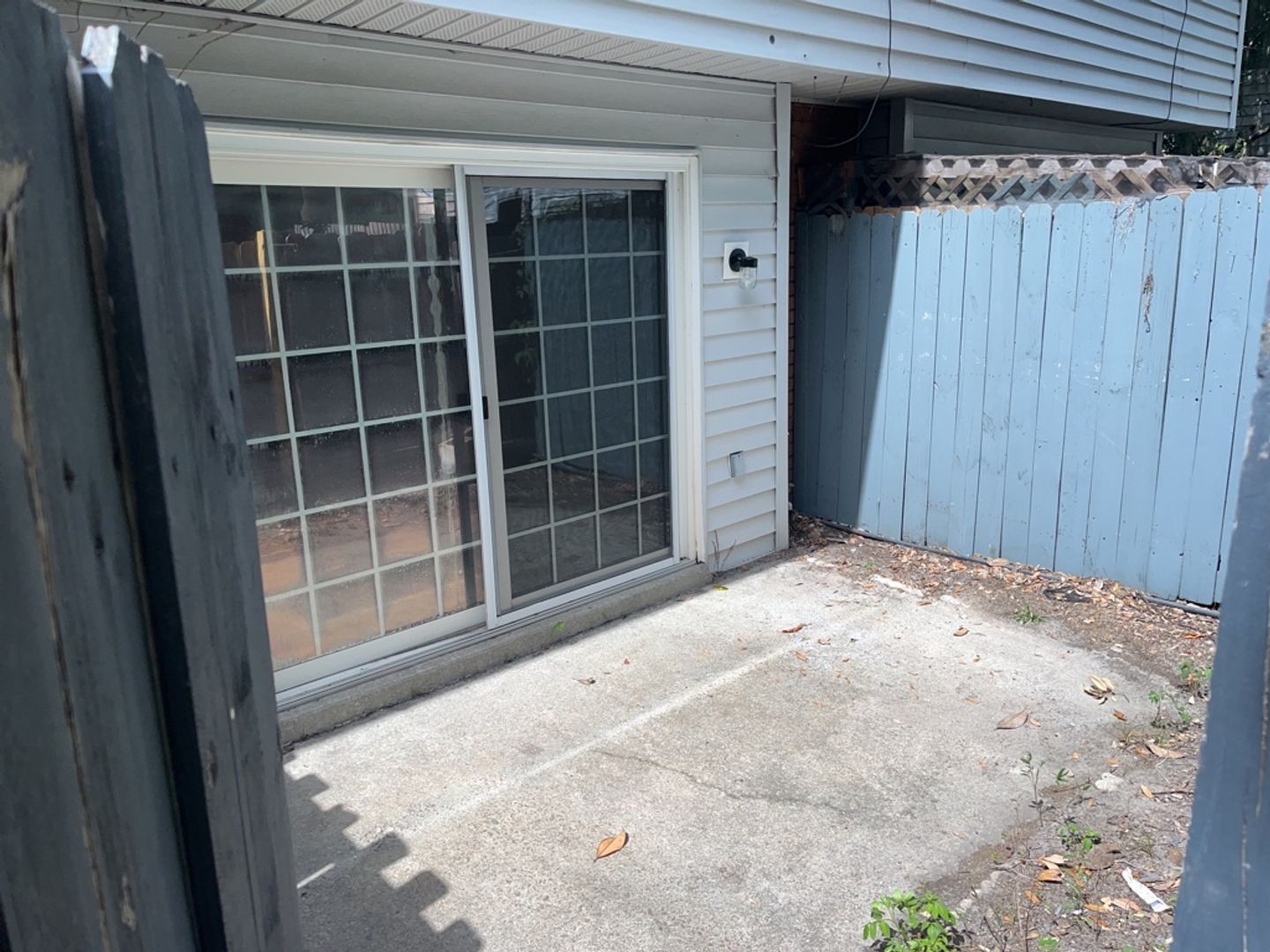 Available Now! 11 Knollwood Circle property image