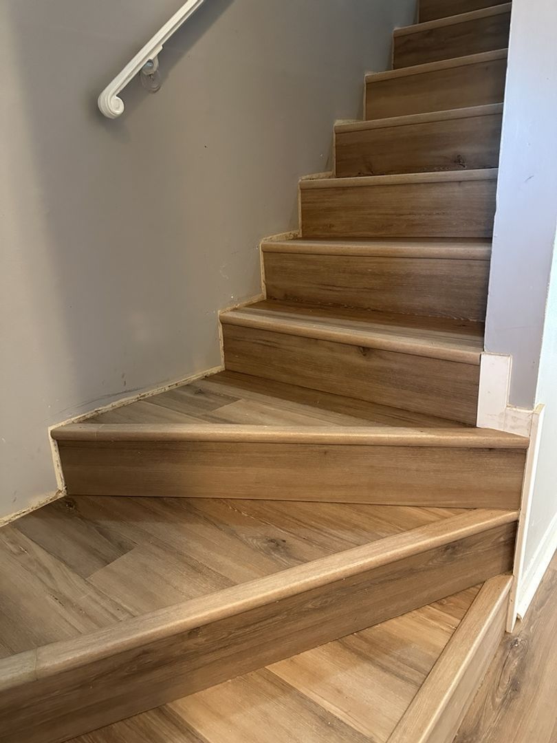 Available Now! 11 Knollwood Circle property image