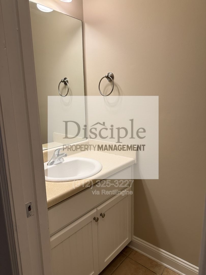 *Available Now* 66 Landing Way #12 property image