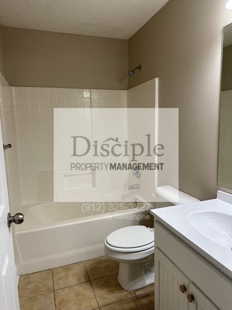 *Available Now* 66 Landing Way #12 property image