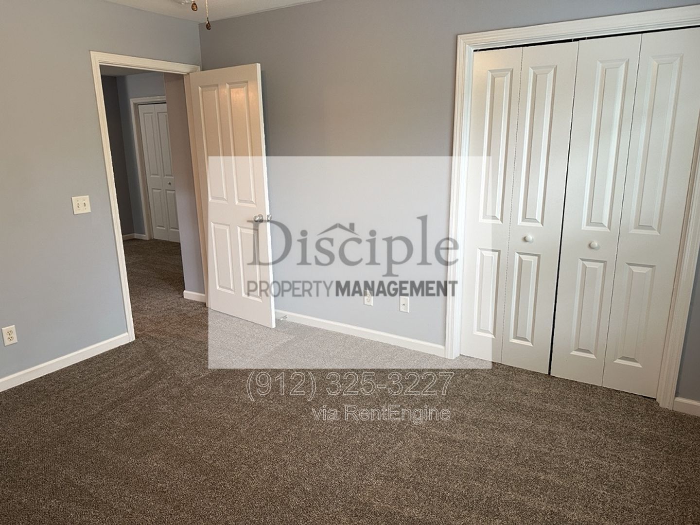 *Available Now!* - 250 SUMMER HILL WAY property image