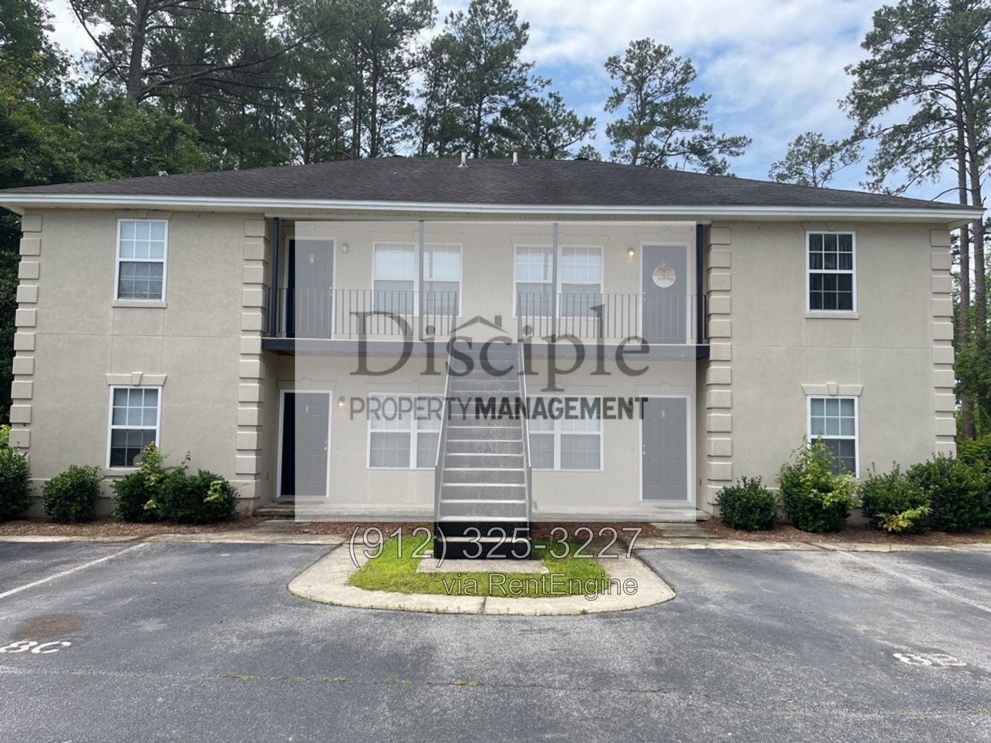 *MOVE-IN SPECIAL!* Free first month's rent with a signed lease by 09/18/2026 for Savage Creek, 8A - Downstairs property image