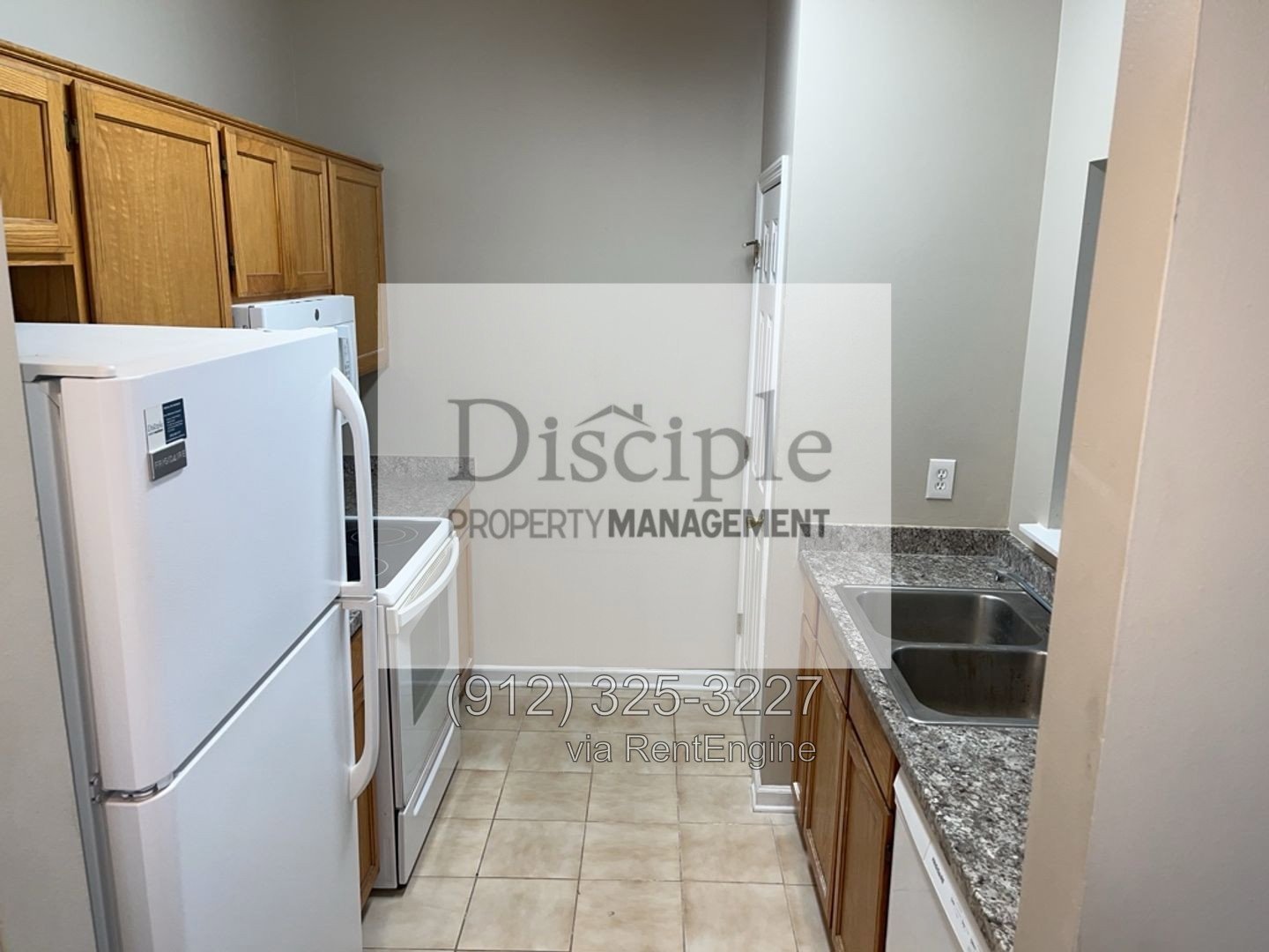 *MOVE-IN SPECIAL!* Free first month's rent with a signed lease by 09/18/2026 for Savage Creek, 8A - Downstairs property image