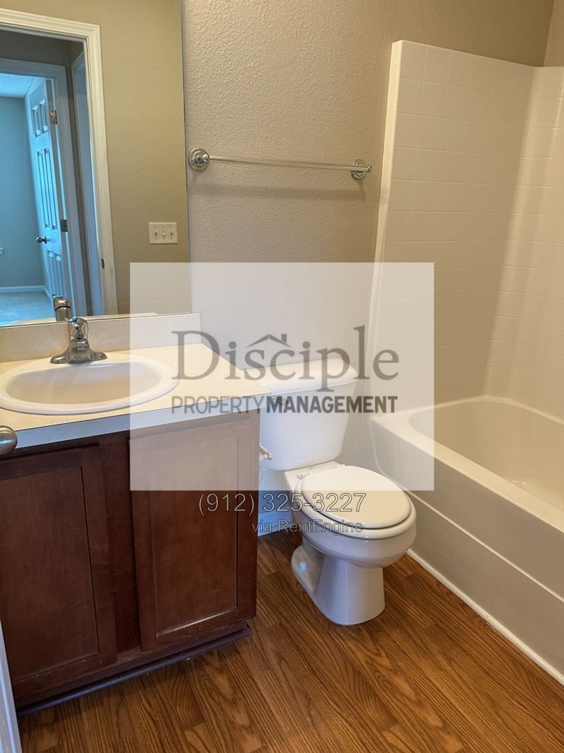 *Now Available* 1045 Canyon Oak Loop property image
