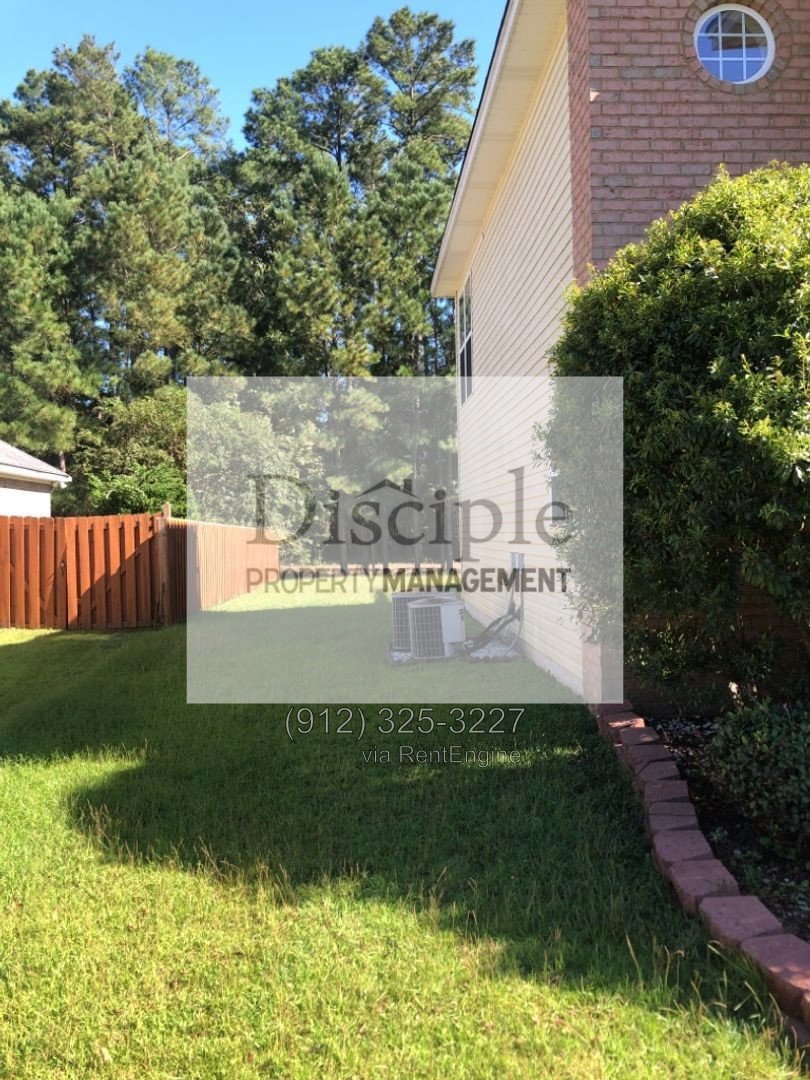 *Available Now* - 29 Dee Henderson Drive - Richmond Place Neighborhood property image