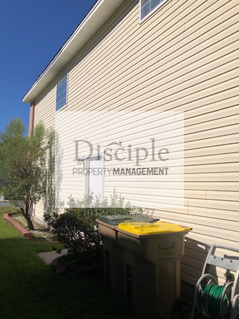 *Available Now* - 29 Dee Henderson Drive - Richmond Place Neighborhood property image