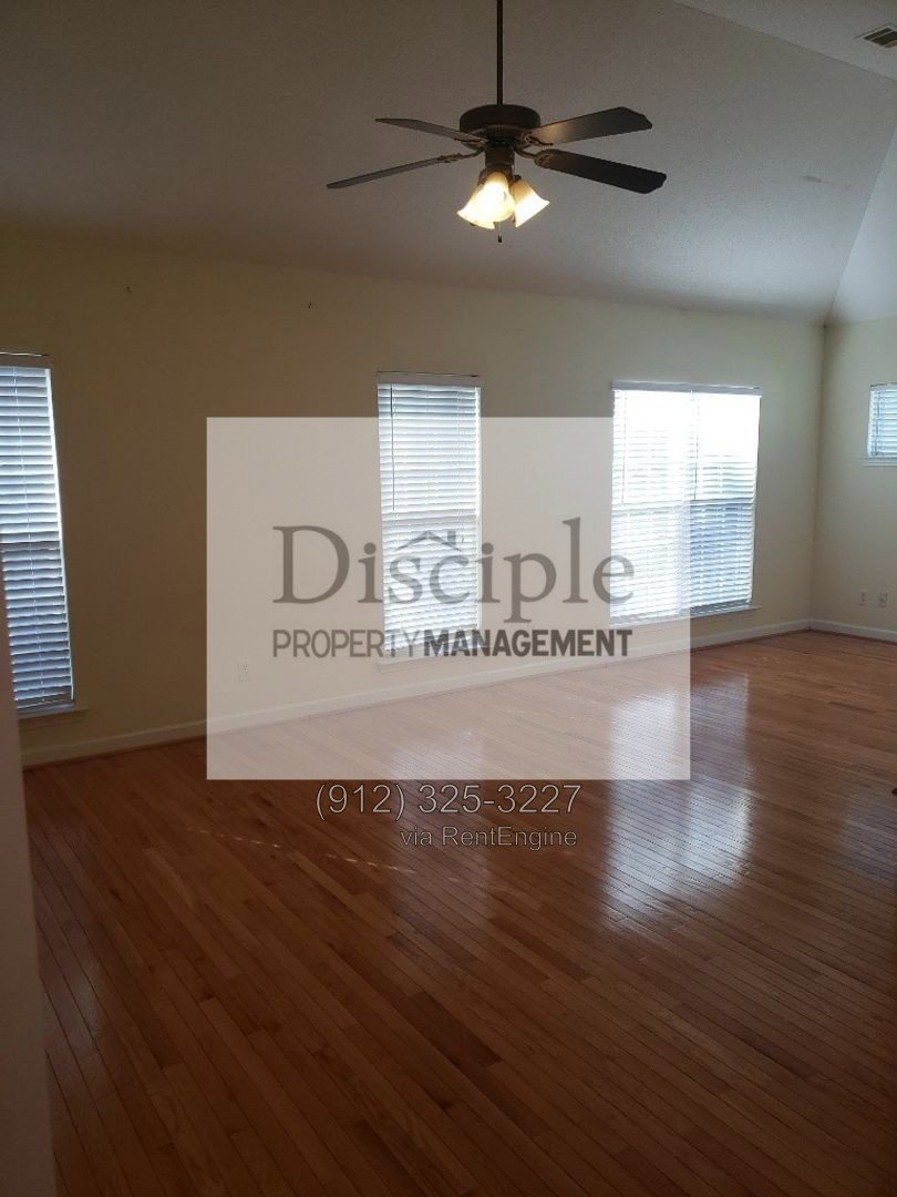 *Available Now* - 29 Dee Henderson Drive - Richmond Place Neighborhood property image