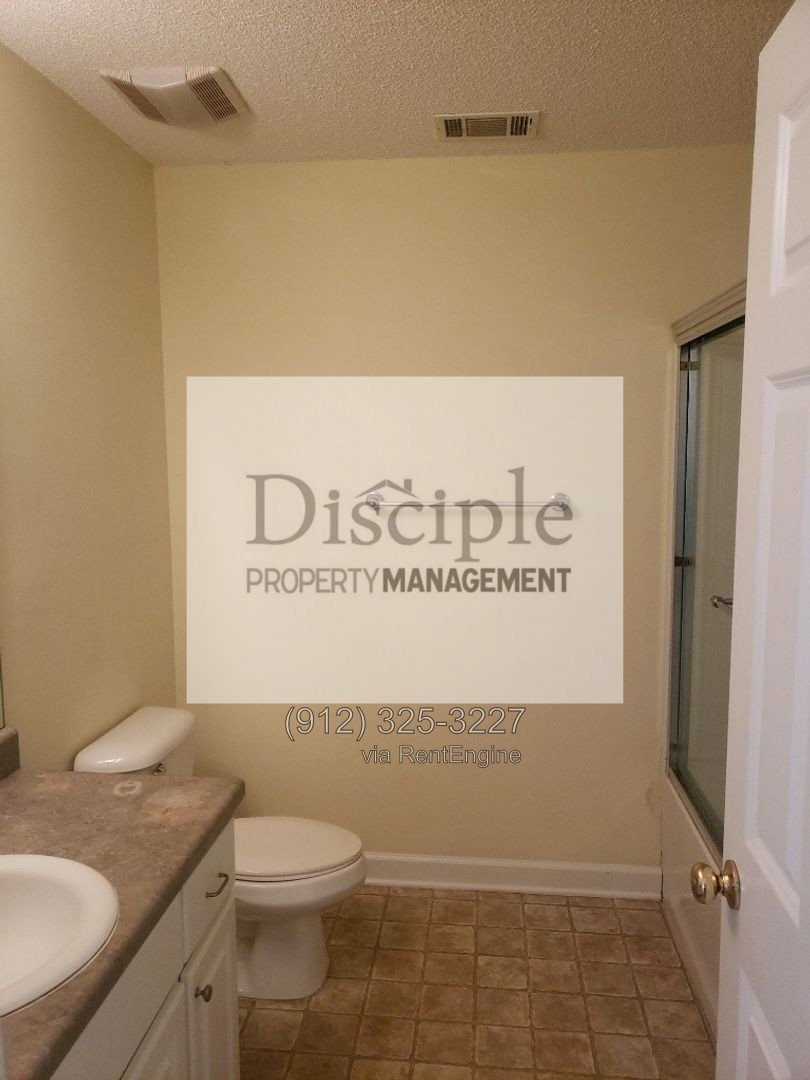 *Available Now* - 29 Dee Henderson Drive - Richmond Place Neighborhood property image