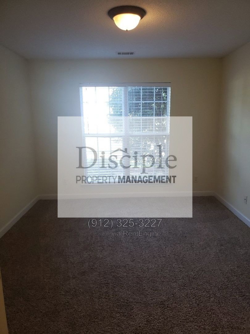 *Available Now* - 29 Dee Henderson Drive - Richmond Place Neighborhood property image