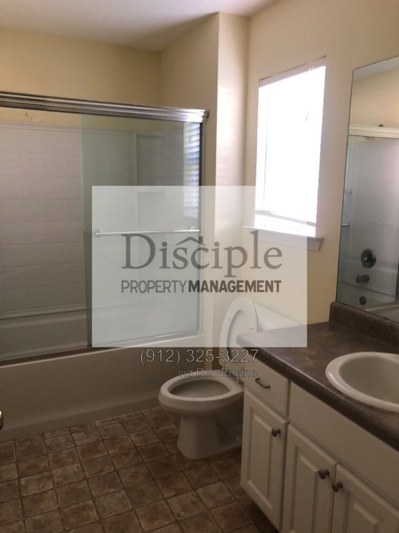 *Available Now* - 29 Dee Henderson Drive - Richmond Place Neighborhood property image