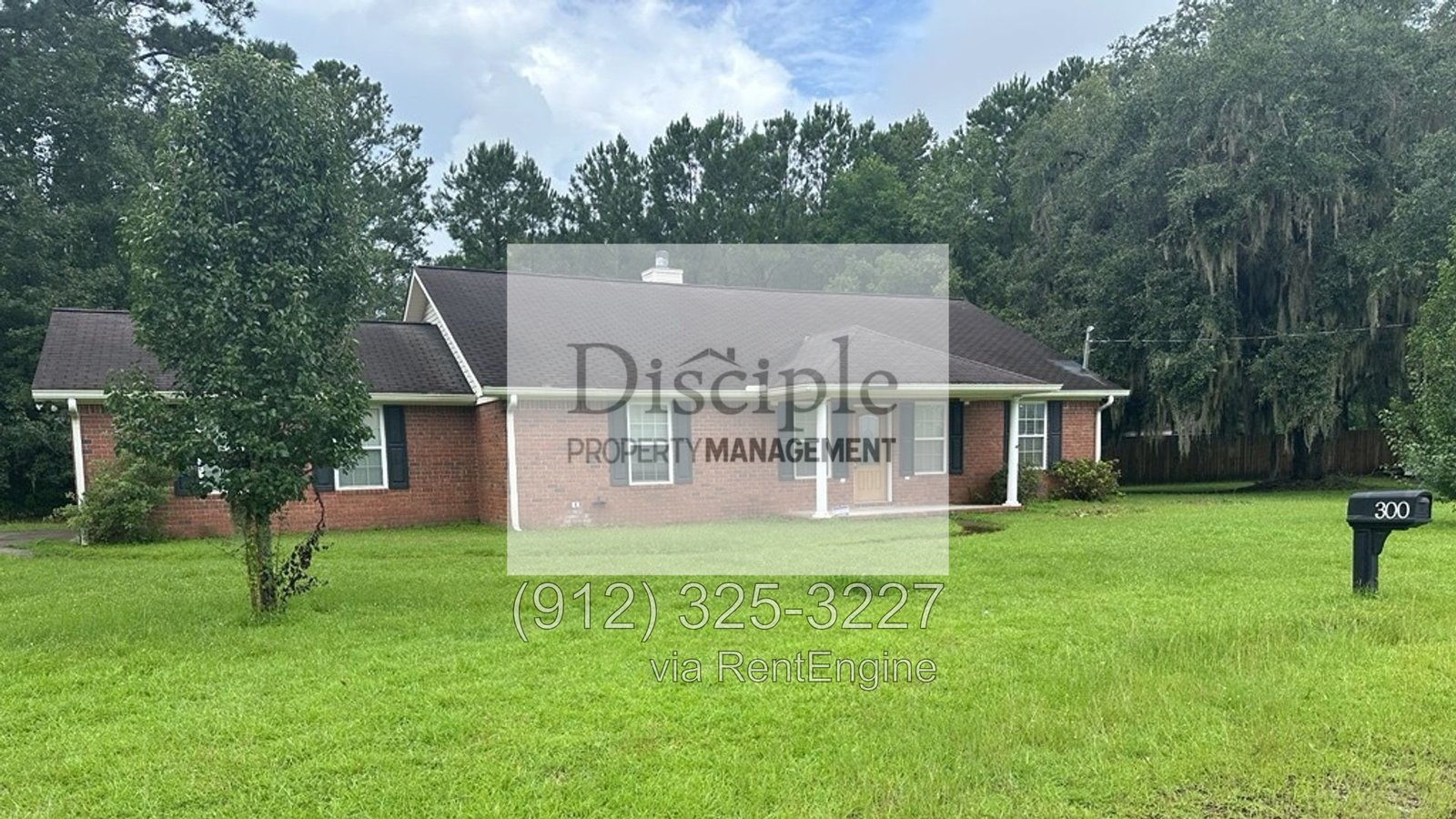 Available Now! 300 Lake Shore Drive in Midway! property image
