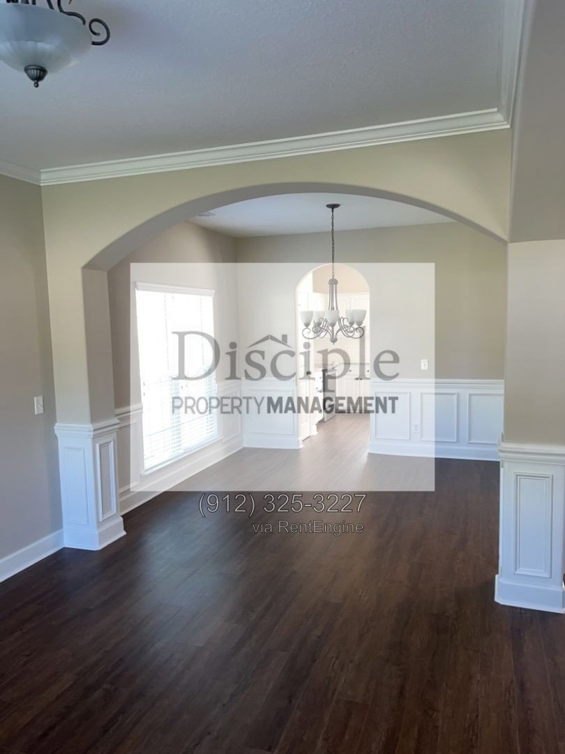 Available Now! - 7 Exchange Street! property image