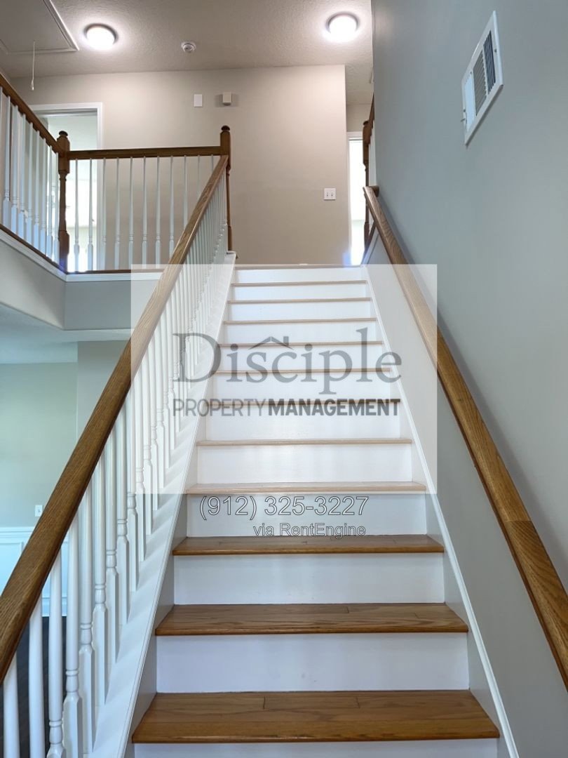 Available Now! - 7 Exchange Street! property image