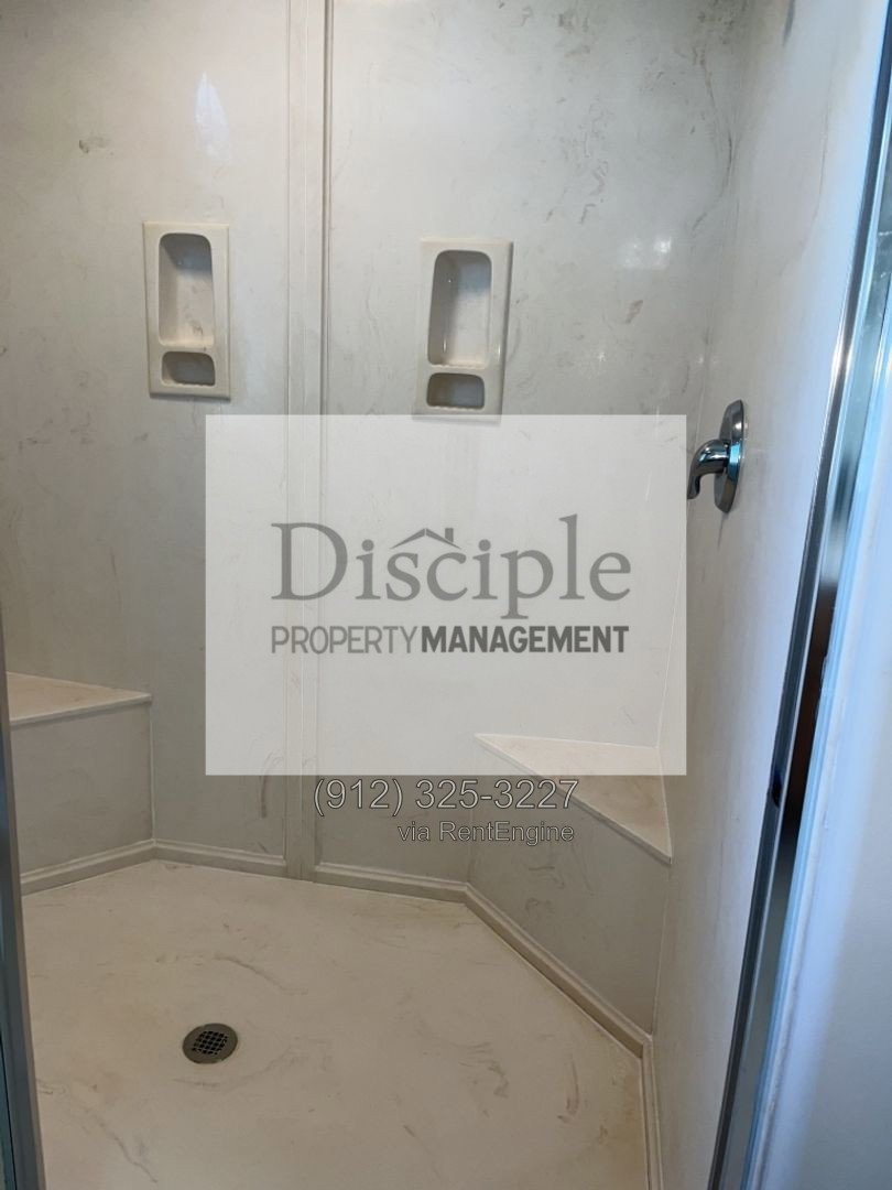 Available Now! - 7 Exchange Street! property image