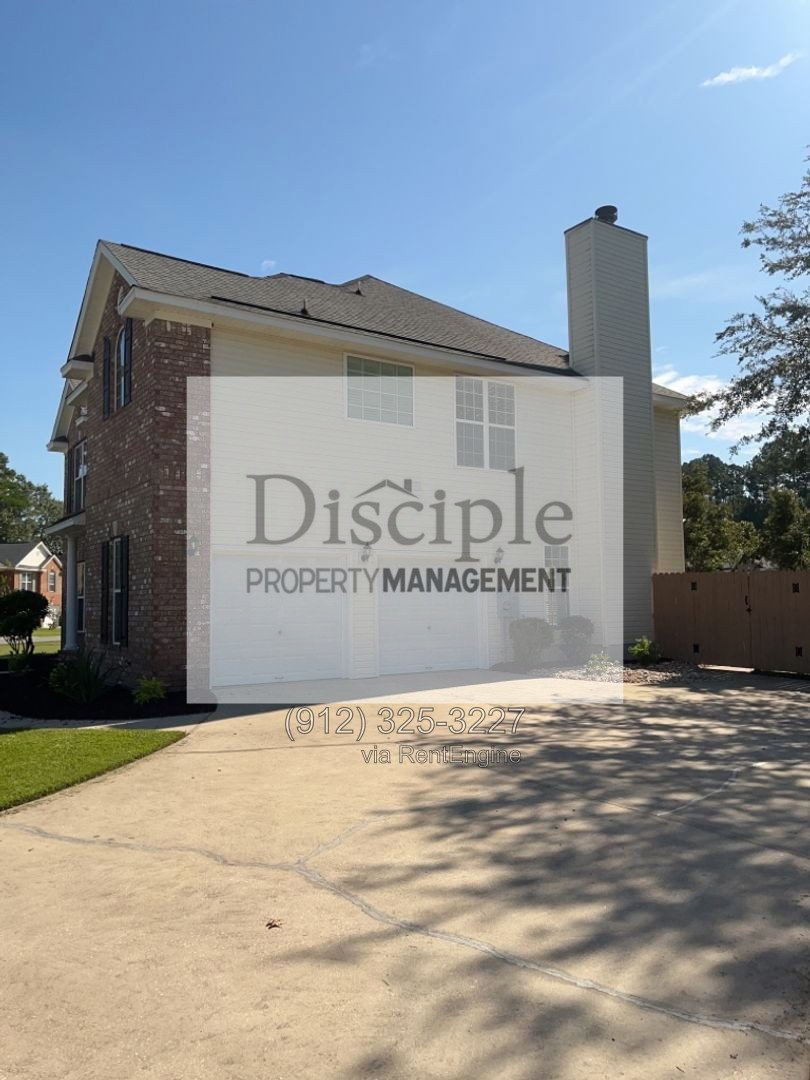 Available Now! - 7 Exchange Street! property image