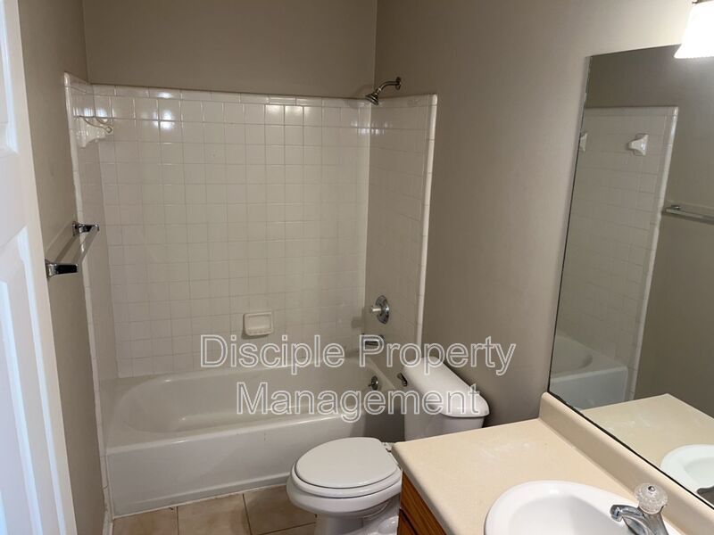 *MOVE-IN SPECIAL!* 1/2 off the first month's rent with a signed lease by 01/23/2026 for Savage Creek Apartment 2C, Upstairs property image